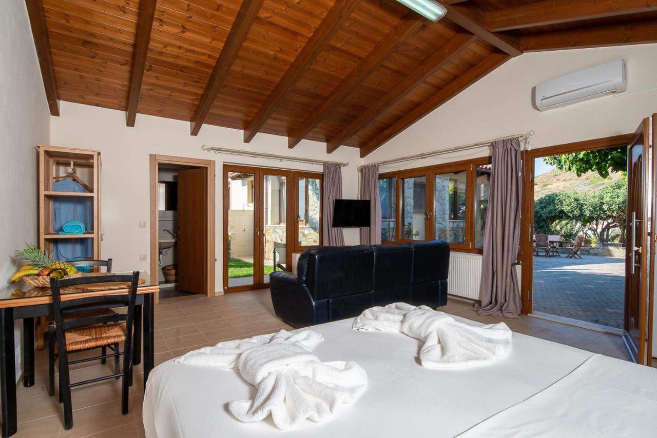 Vitamin Sea Luxury Villas Agia Pelagia Exteriör bild