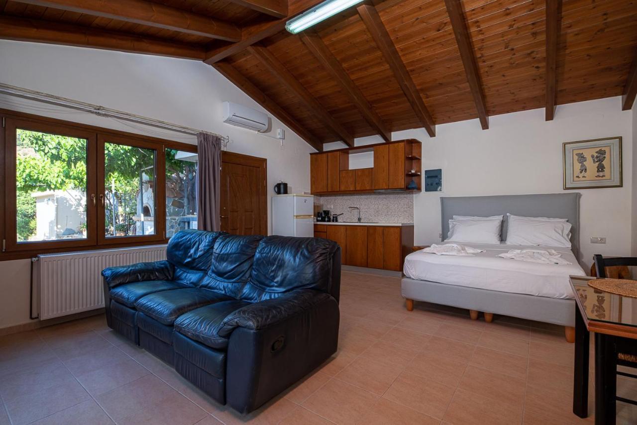 Vitamin Sea Luxury Villas Agia Pelagia Exteriör bild